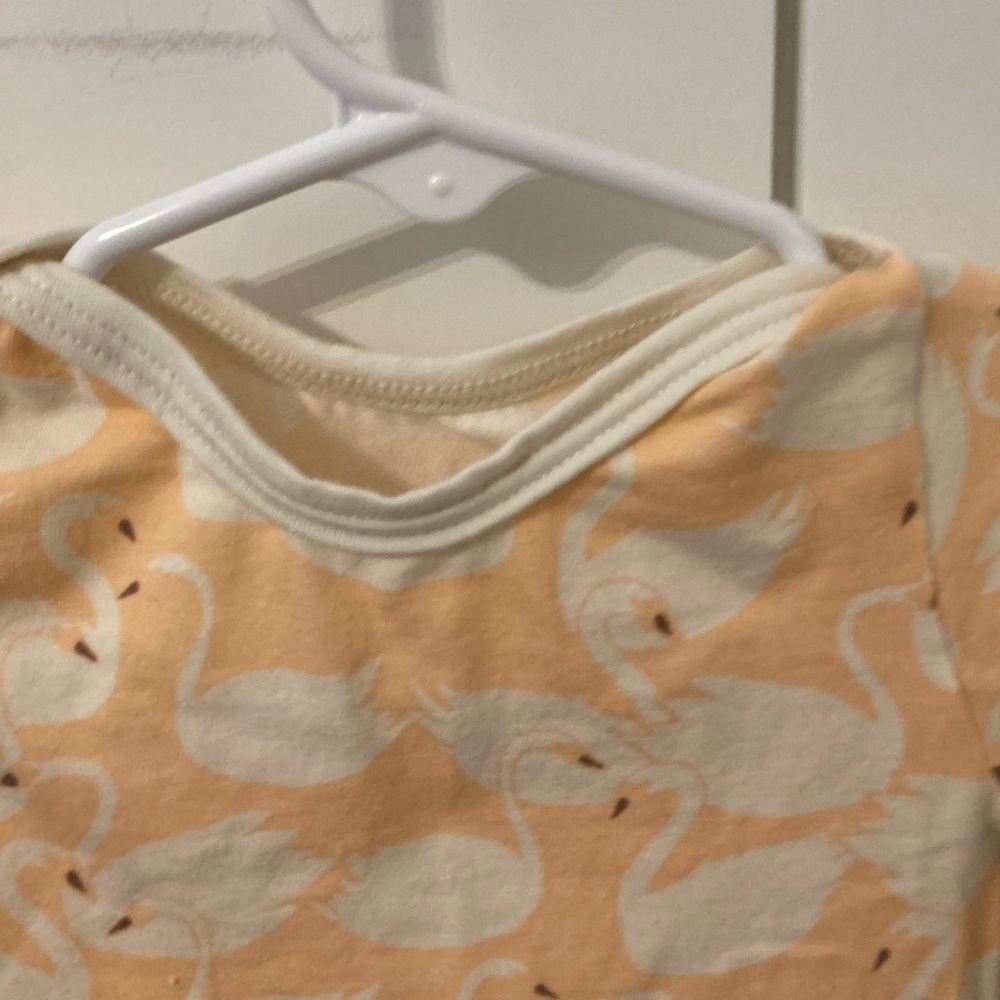 Baby Girl Nightgown- Like new. Washed- not worn. 0-3 months. - Picture 4 of 5